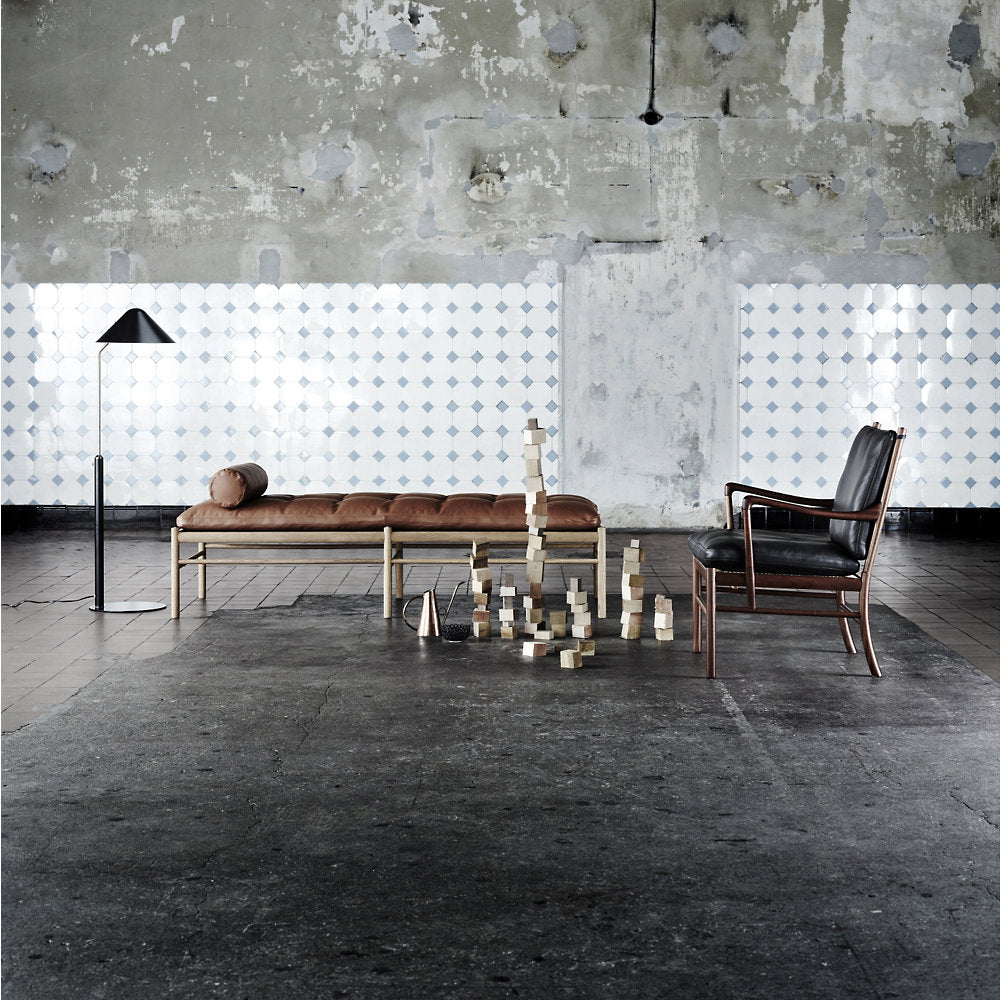 OW150 Daybed