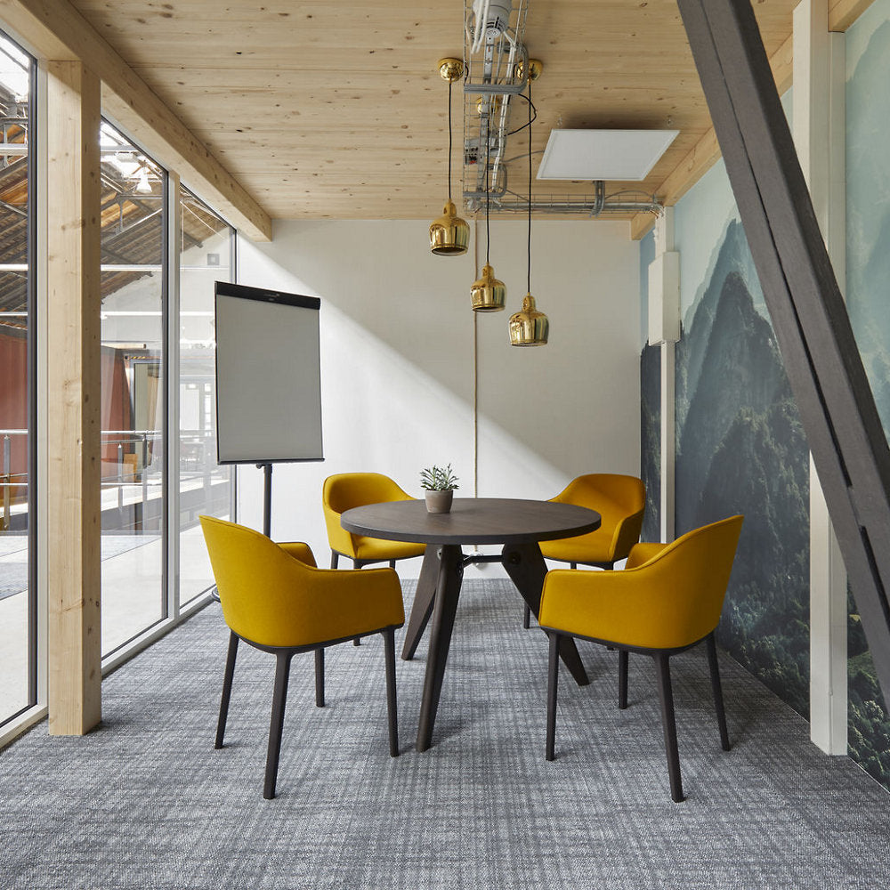 Gueridon Table