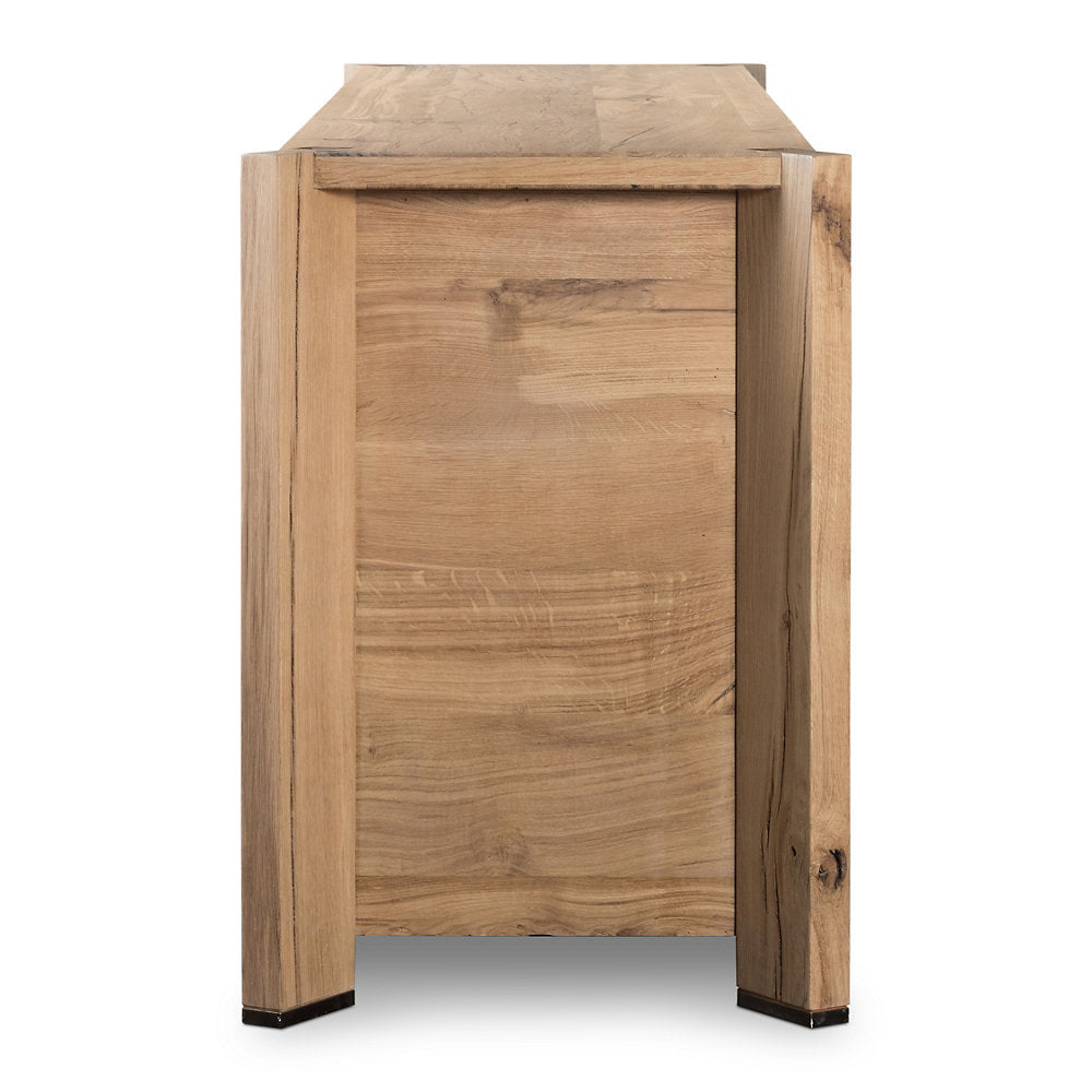 Cassio Dresser