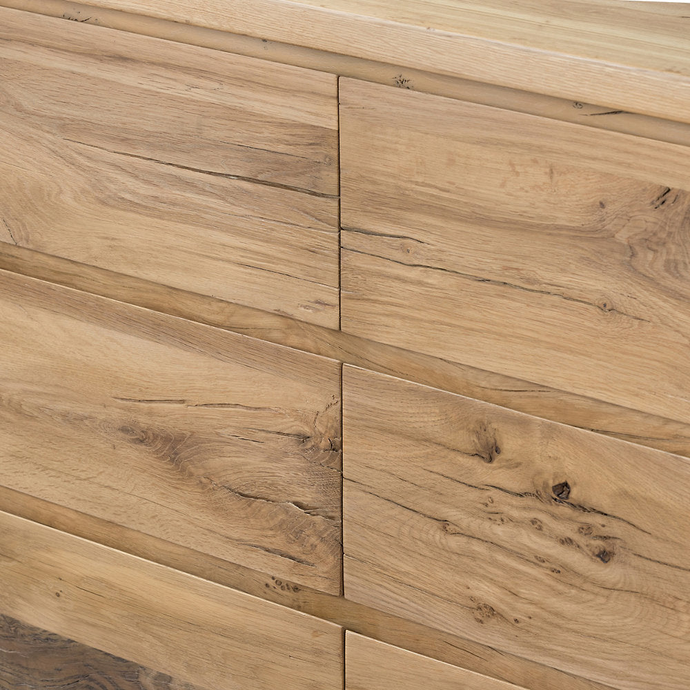 Cassio Dresser