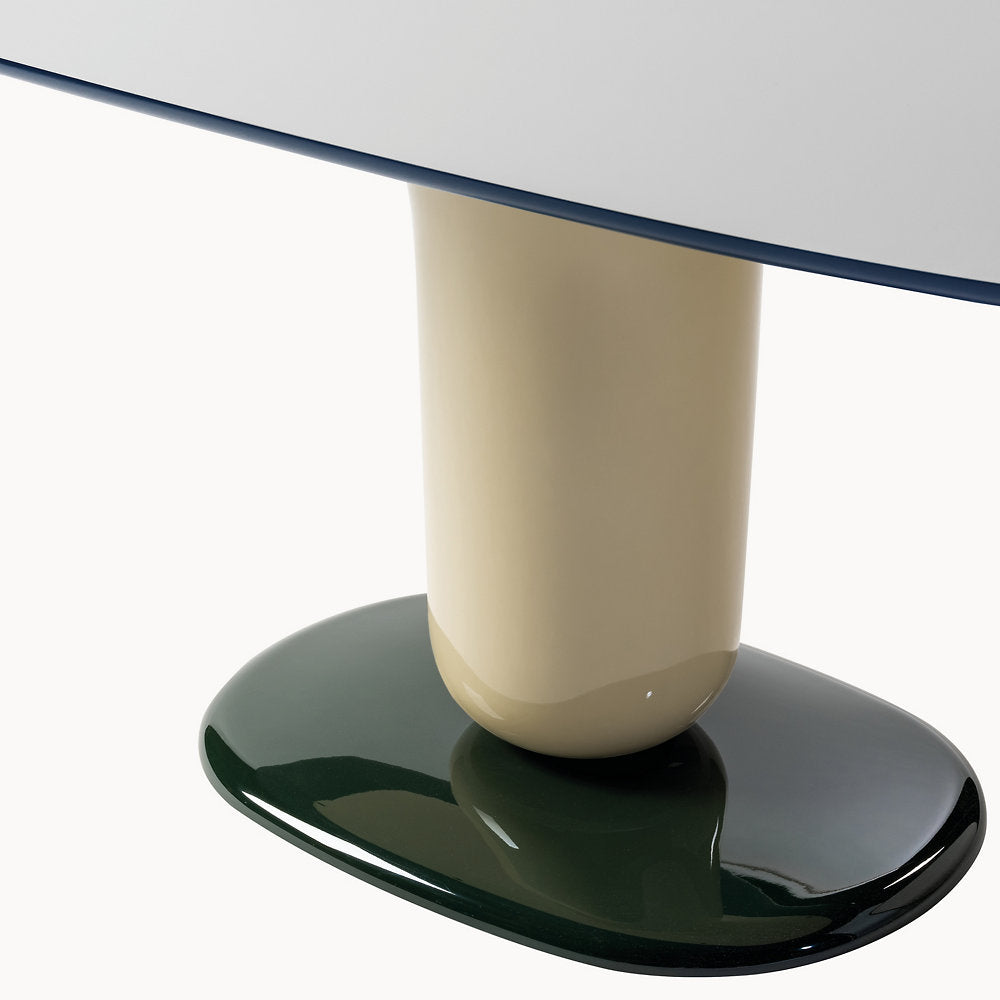 Explorer Oval Dining Table 5A