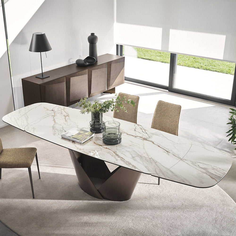 Calla Extendable Dinning Table