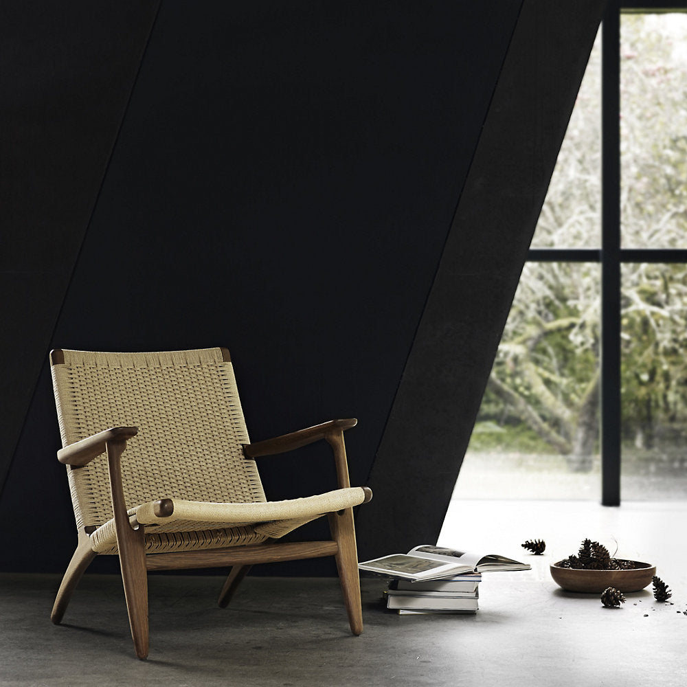 CH25 Lounge Chair