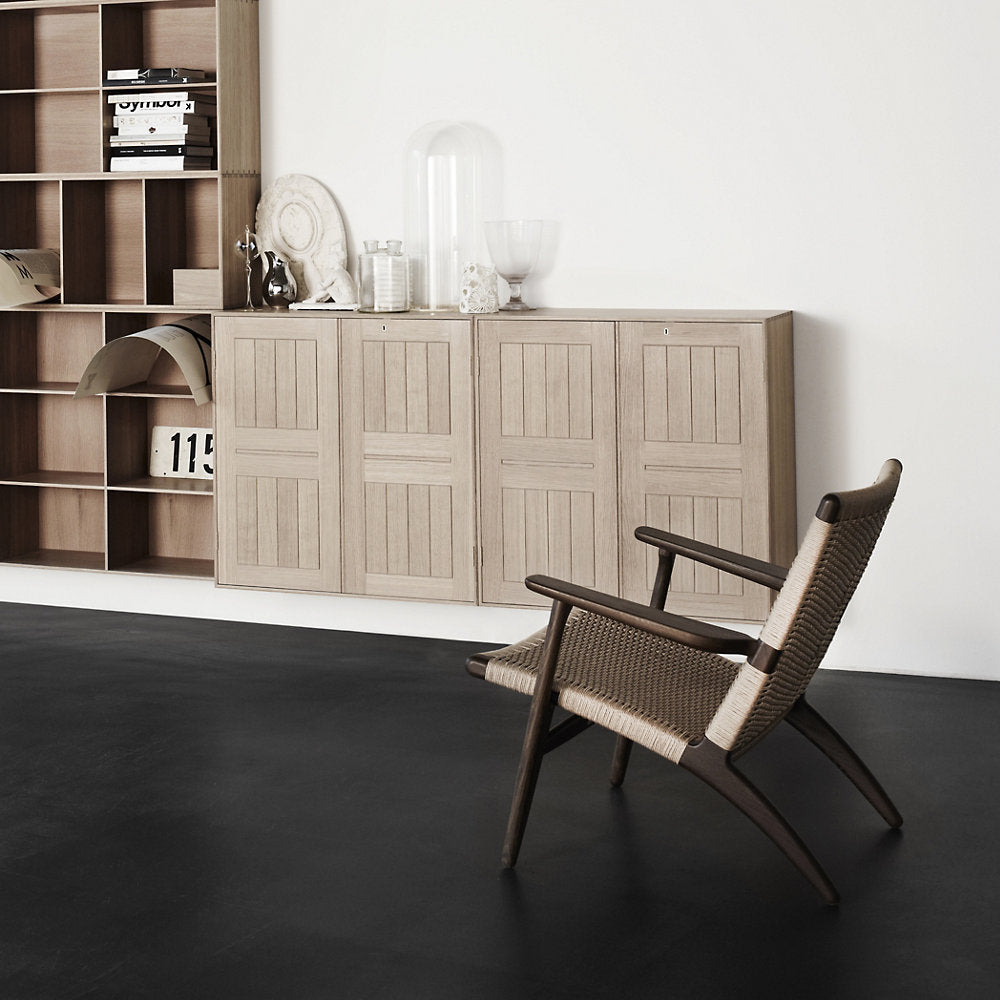 CH25 Lounge Chair