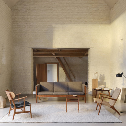 CH25 Lounge Chair