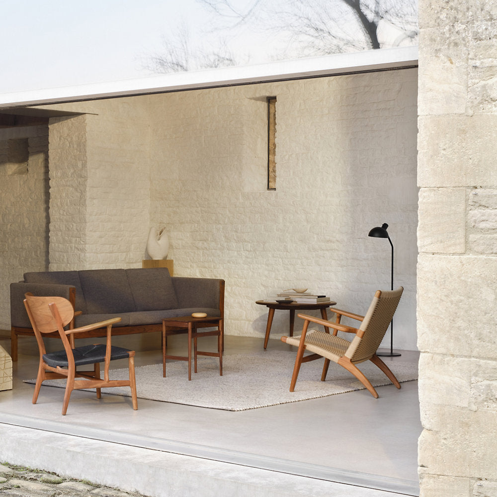 CH25 Lounge Chair