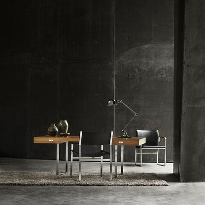 CH110 Desk