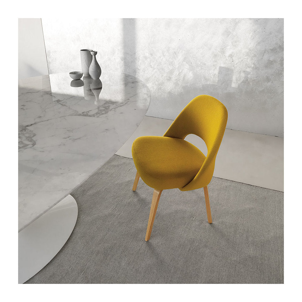 Saarinen Oval Dining Table
