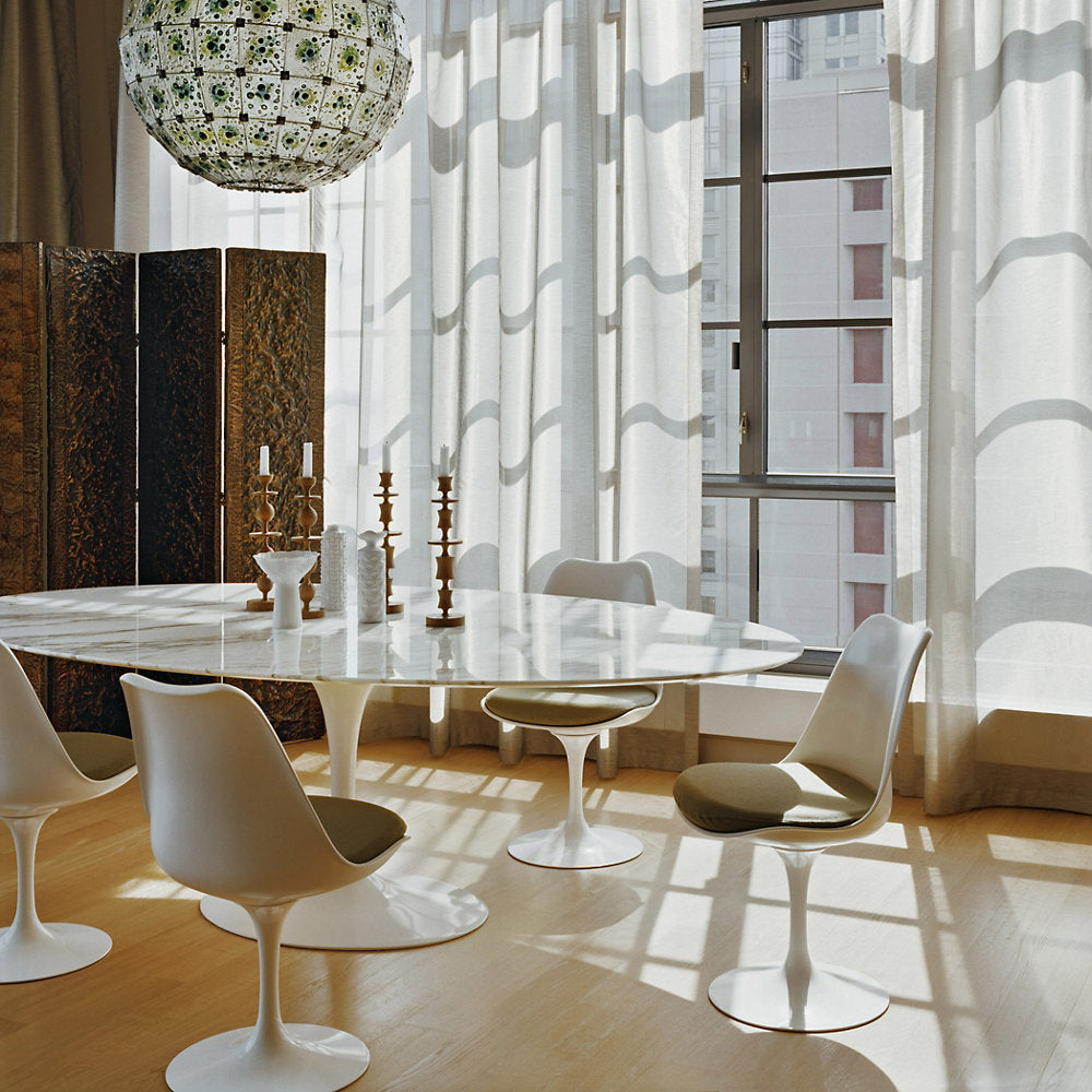 Saarinen Oval Dining Table