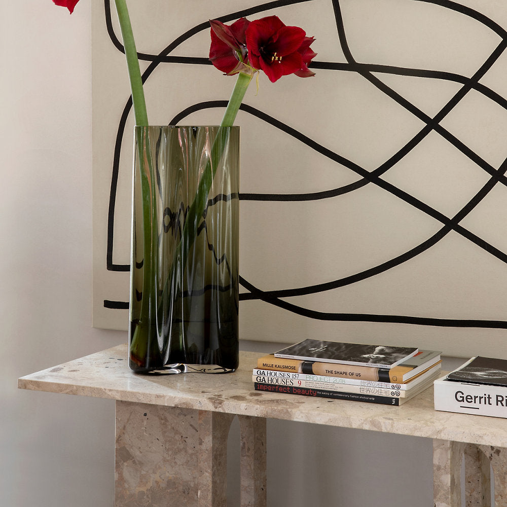 Androgyne Lounge Table