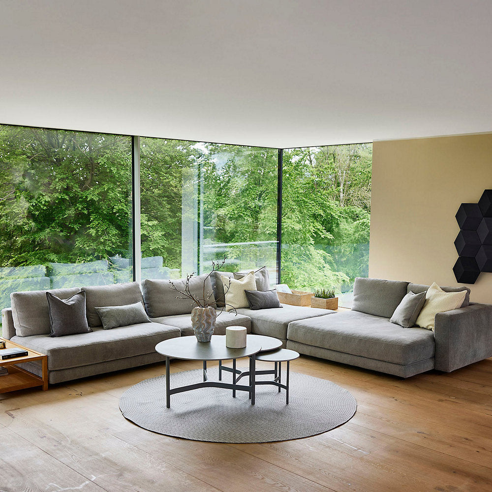 Scale 2-Seater Sofa with Double Daybed and Armrest