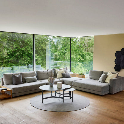Scale 2-Seater Sofa with Double Daybed and Armrest