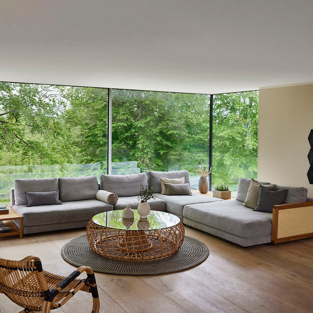 Scale 2-Seater Sofa with Double Daybed and Armrest