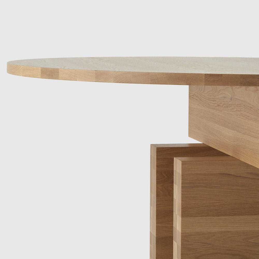 Plane Round Dining Table