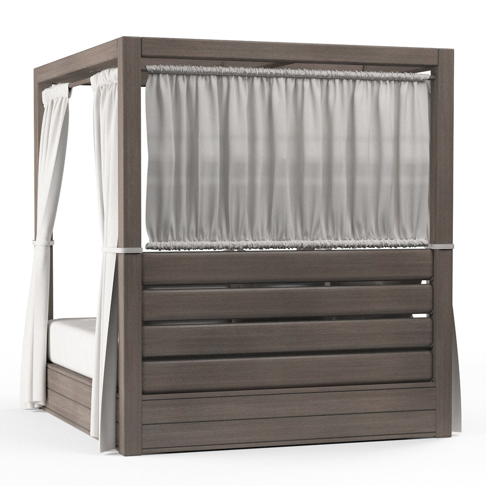 Laguna Outdoor Resort King Daybed